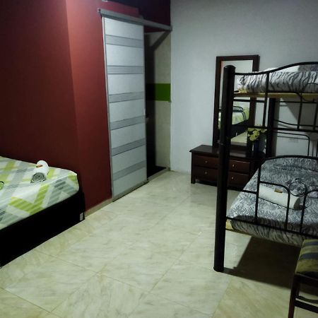 Hostal Sarita Villavieja Exteriér fotografie